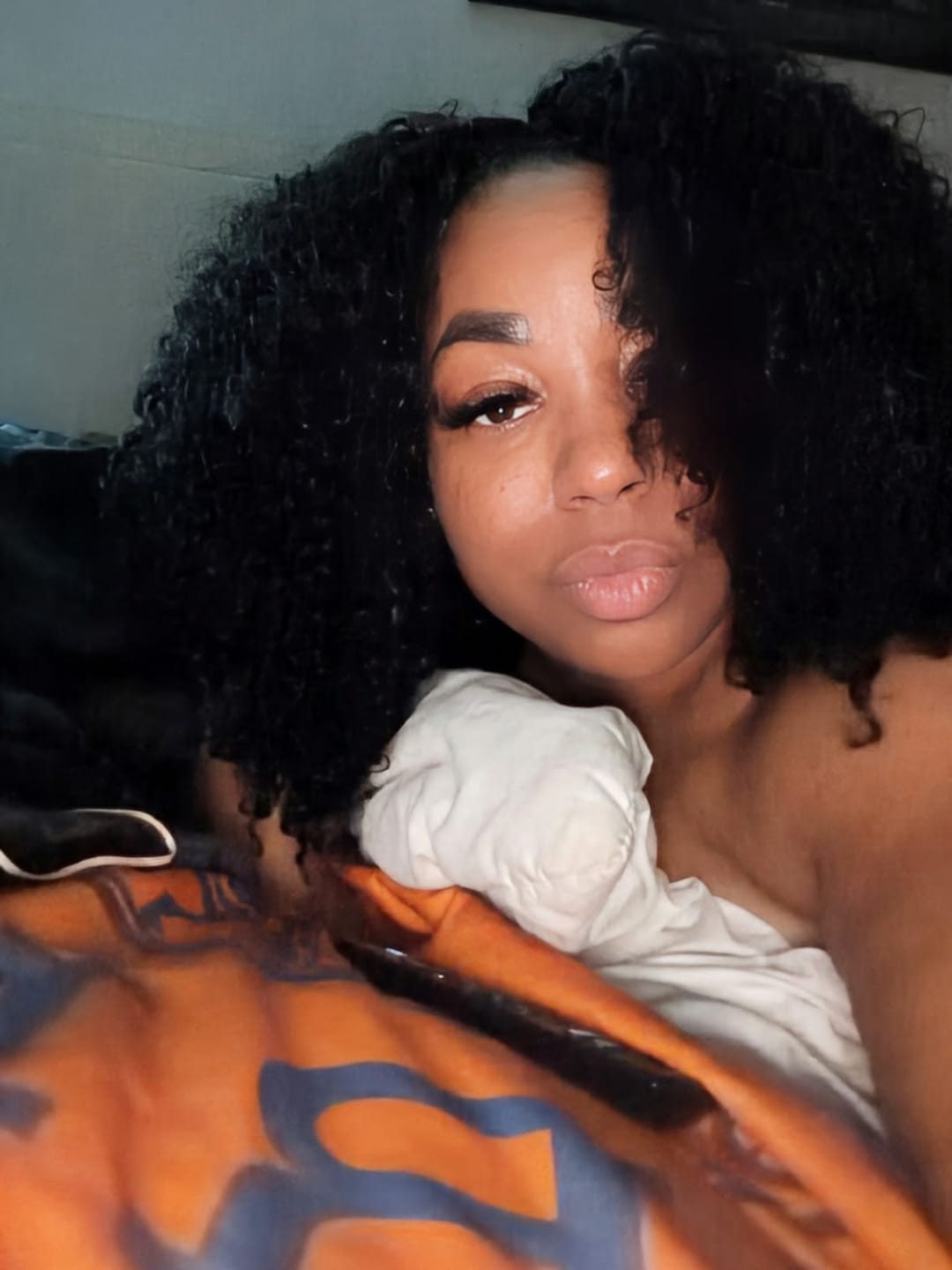 Customer photo review of Ywigs Burmese Water Curly Human Crochet Hair