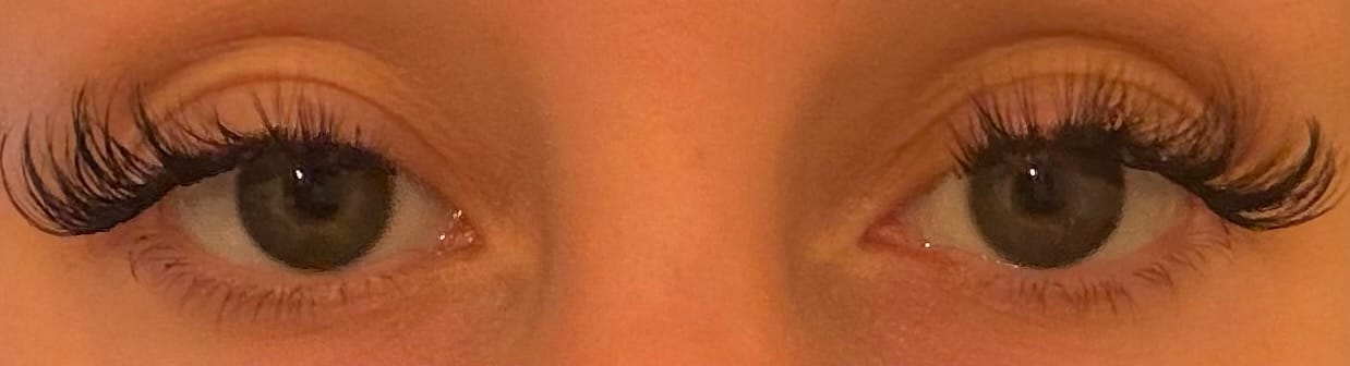 Customer photo review of THE CAT EYE