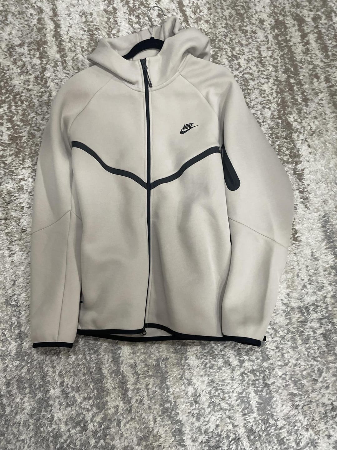Customer photo review of Tracksuit
