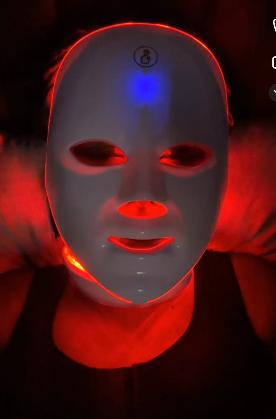 Customer photo review of Red Light Mask – LED Red Light Therapy Face Mask for Skin