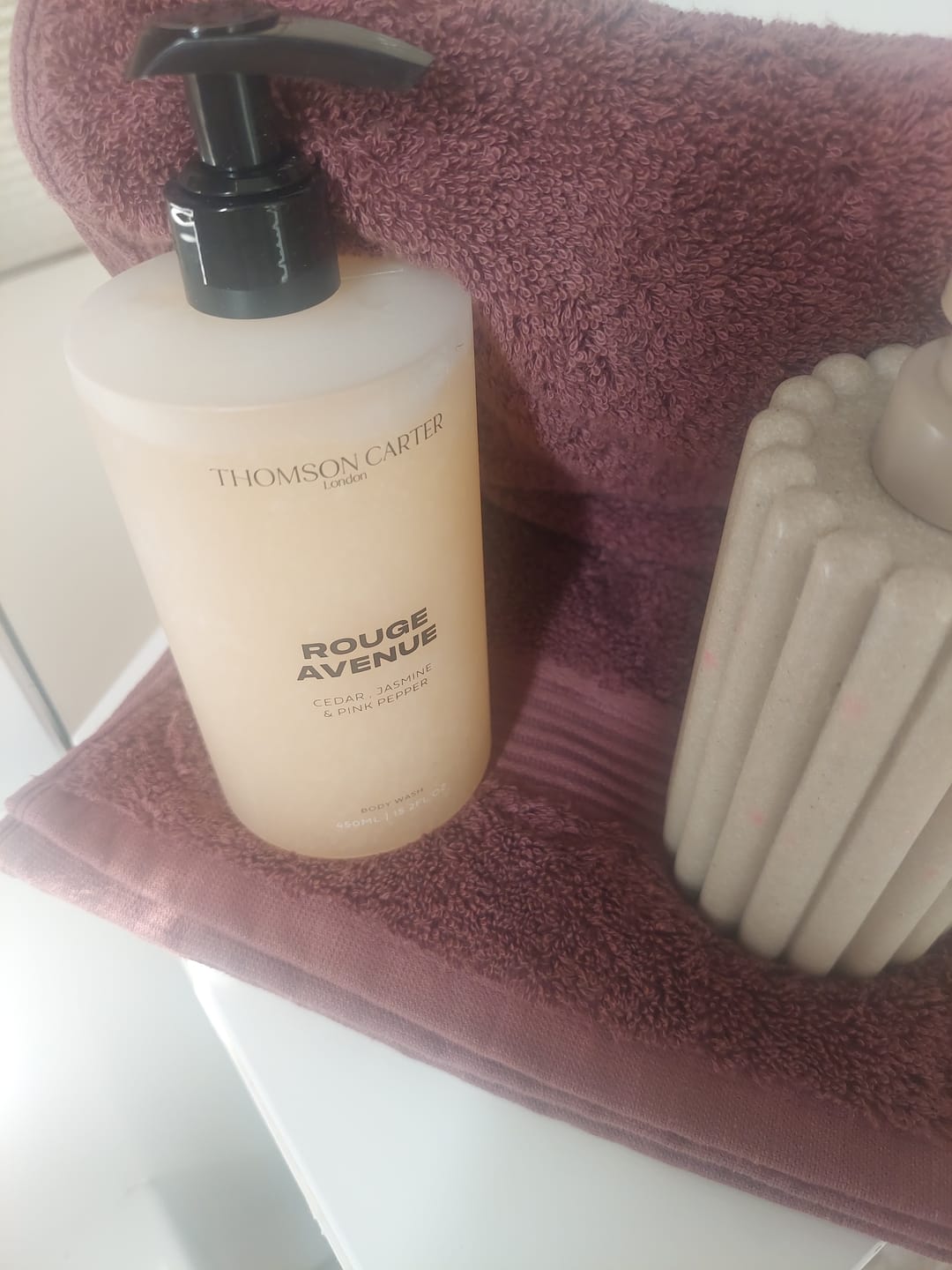 Customer photo review of Rouge Avenue | Body Wash
