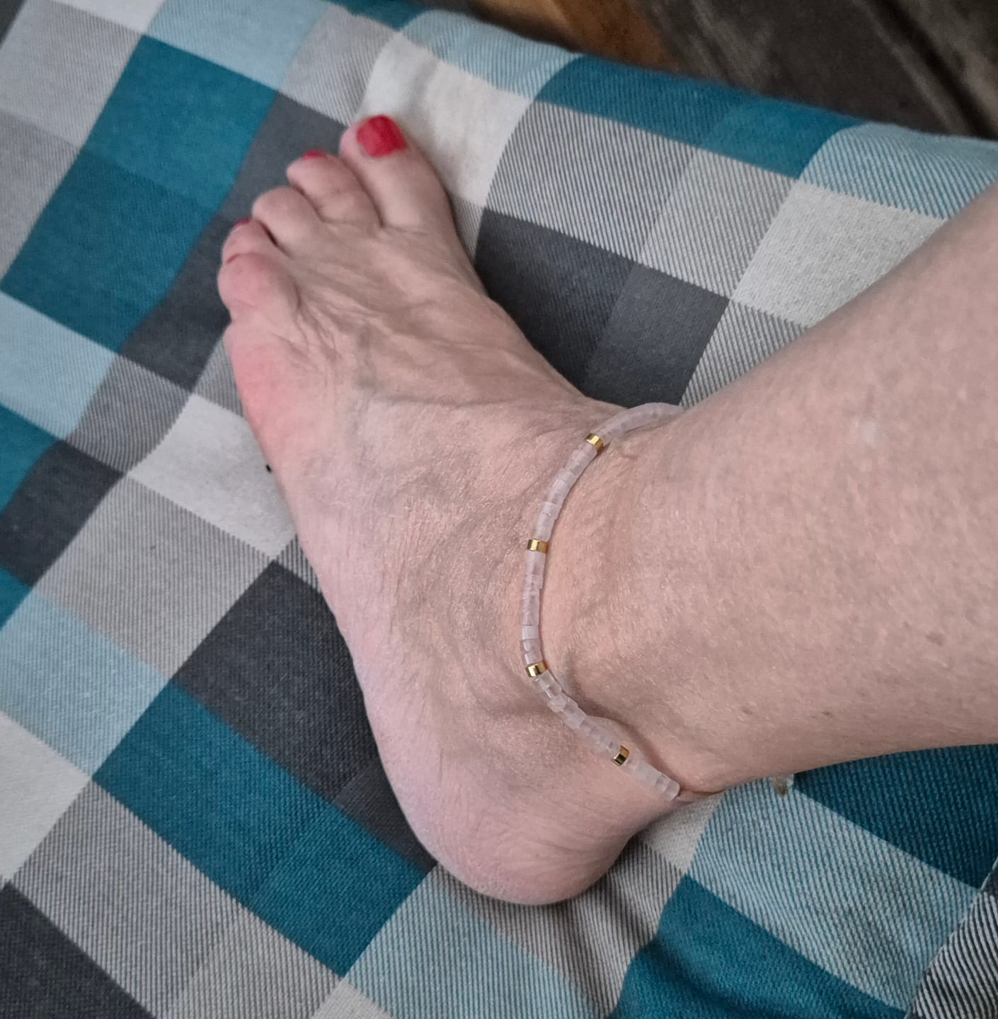 Customer photo review of Rosenquarz Armband - Natur