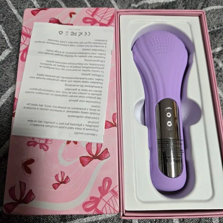 Customer photo review of Sonic Facial Cleansing Brush