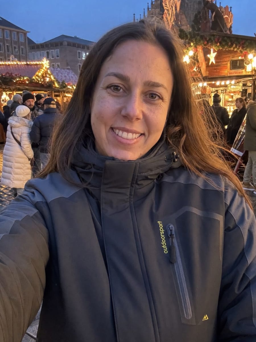 Customer photo review of Warme Outdoor Winterjacke Damen – wind- & wasserdicht