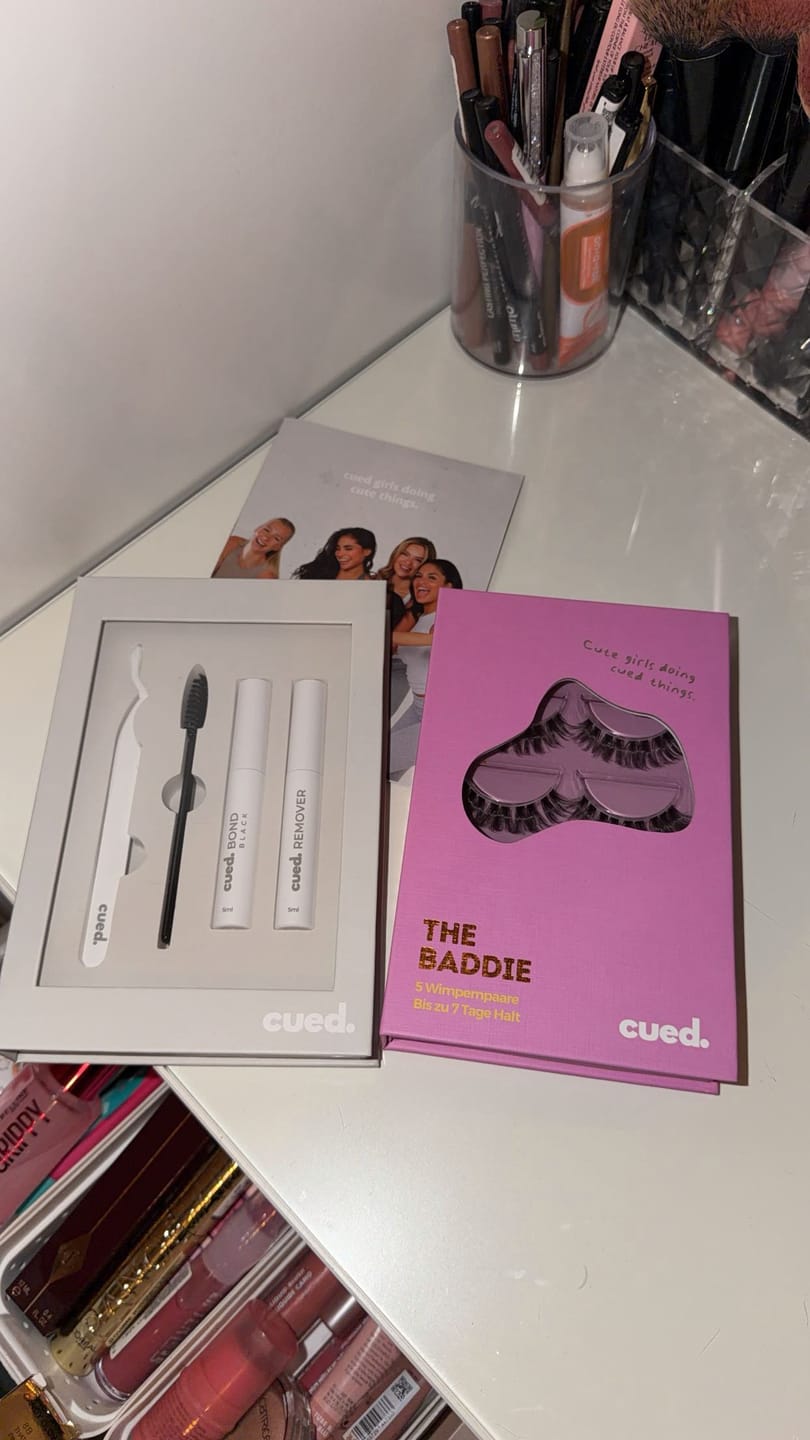 Customer photo review of THE BADDIE