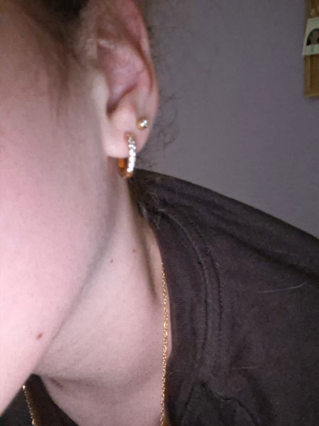 Customer photo review of Shine Hoop Ohrringe