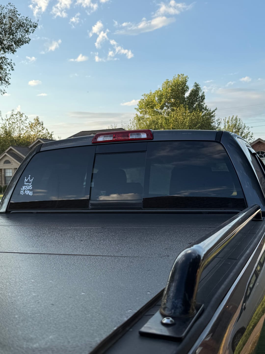 Customer photo review of Christianartworkshop Jesus Is King Crown Accent Car Sticker: Durable Decor for Faith-Filled Commutes