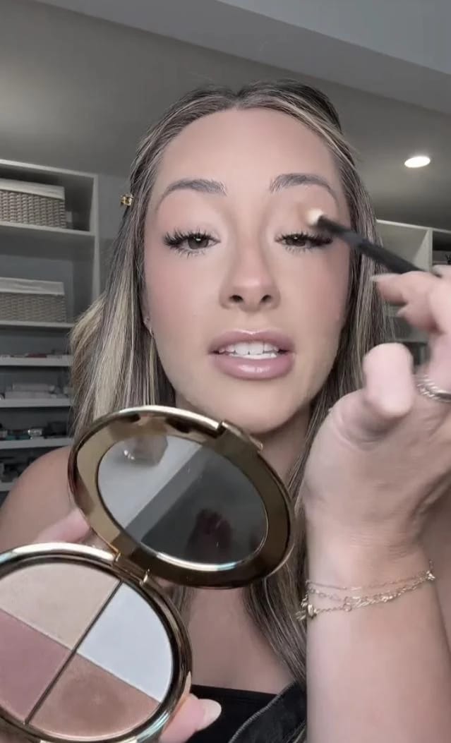 Customer photo review of Glow eye & cheek palette