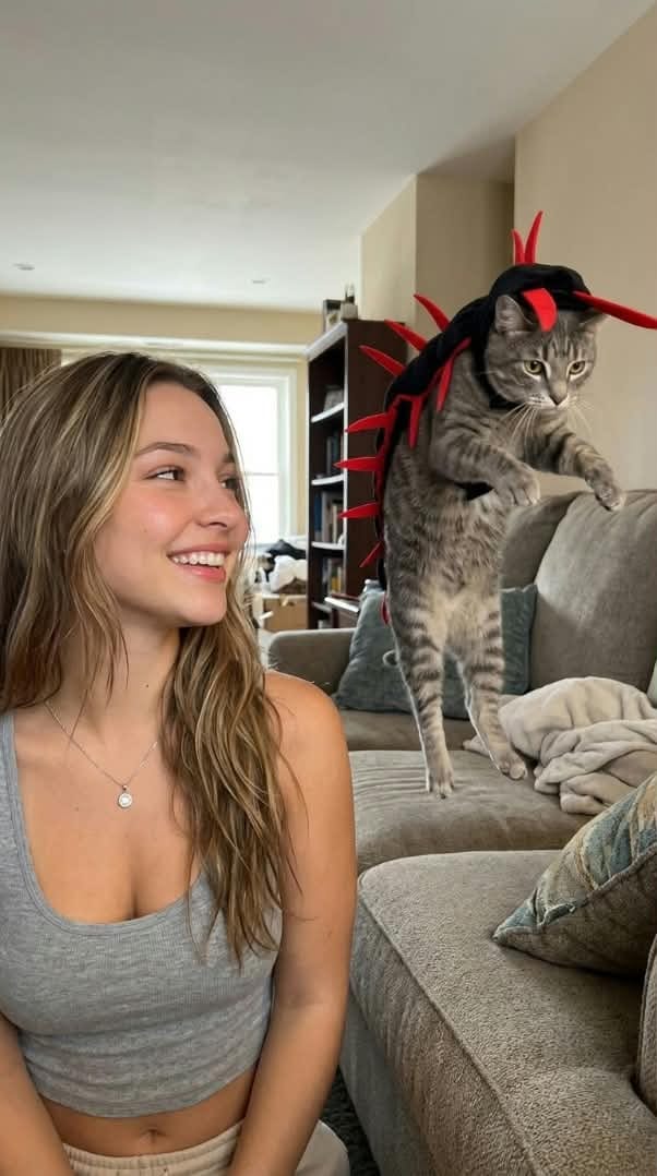Customer photo review of traje de gato 3D centipeda