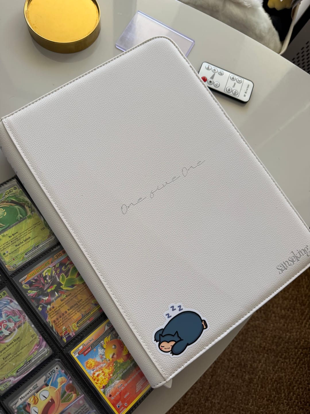 Customer photo review of Pokémon 151 Binders White