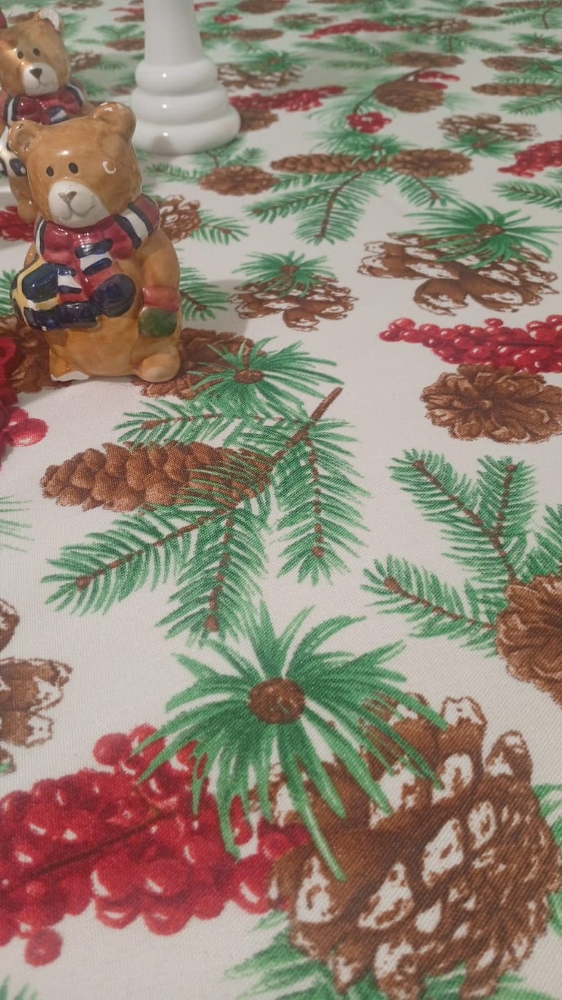 Customer photo review of Christmas Printed Mini Matt Pine Cone White