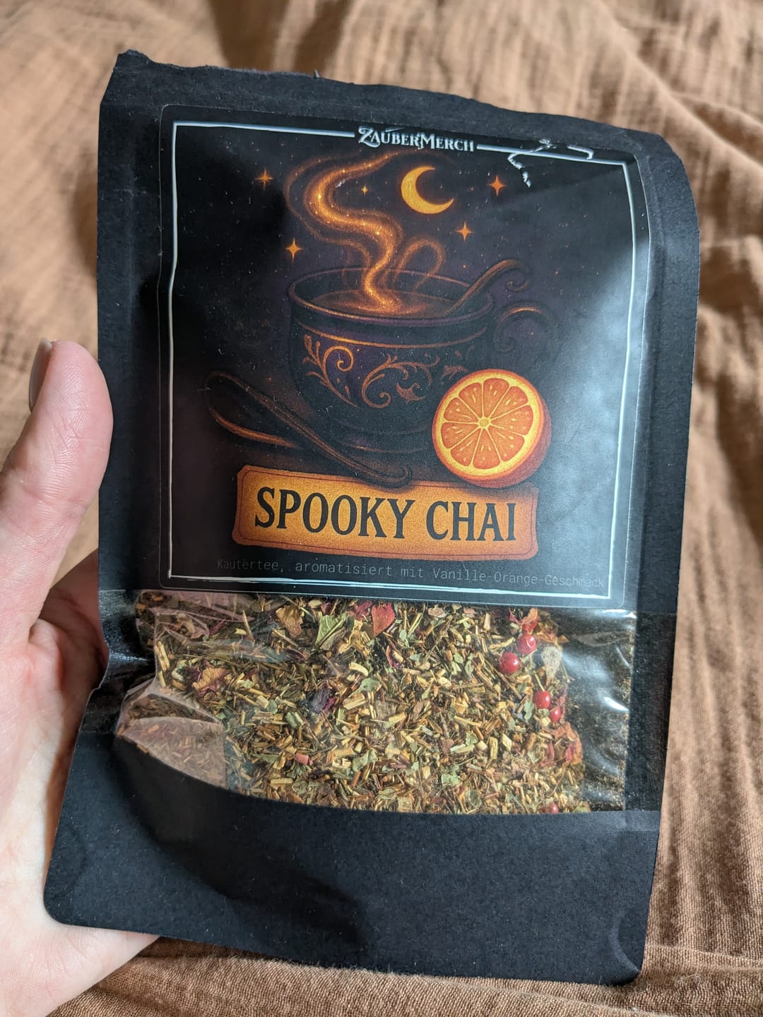 Customer photo review of Spooky Chai – Kräutertee mit Vanille-Orange-Geschmack | Halloween Tee
