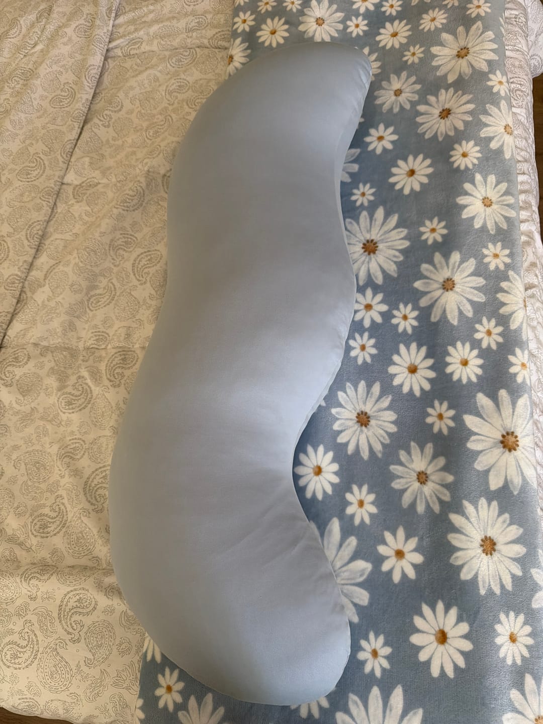 Customer photo review of Snuggi Body Align Pillow