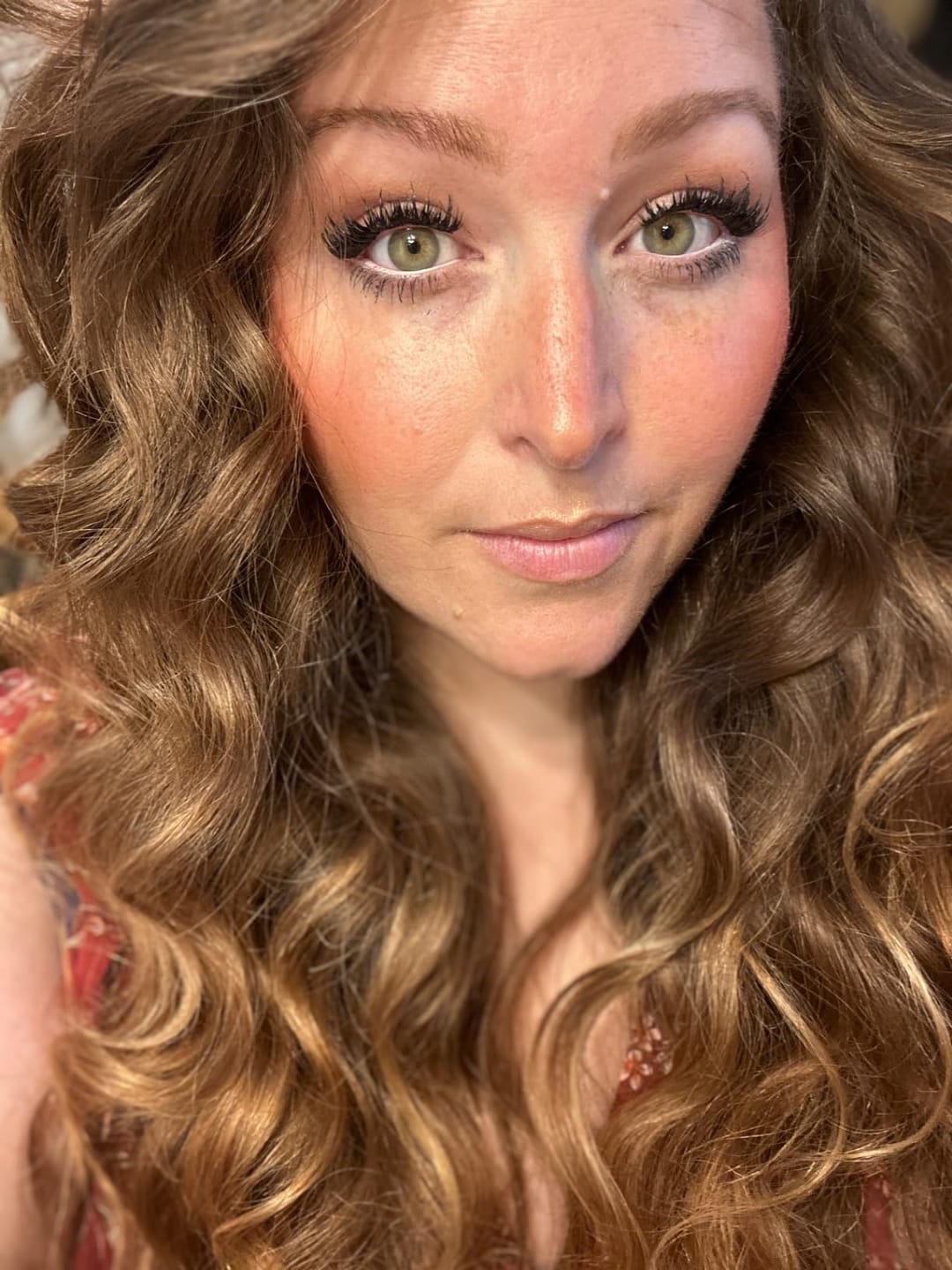 Customer photo review of Glow eye & cheek palette