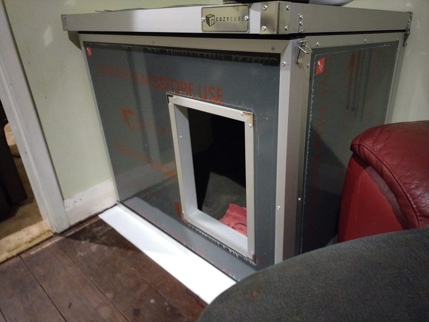 Customer photo review of CozyCube Coldroom Panel Insulated Dog House