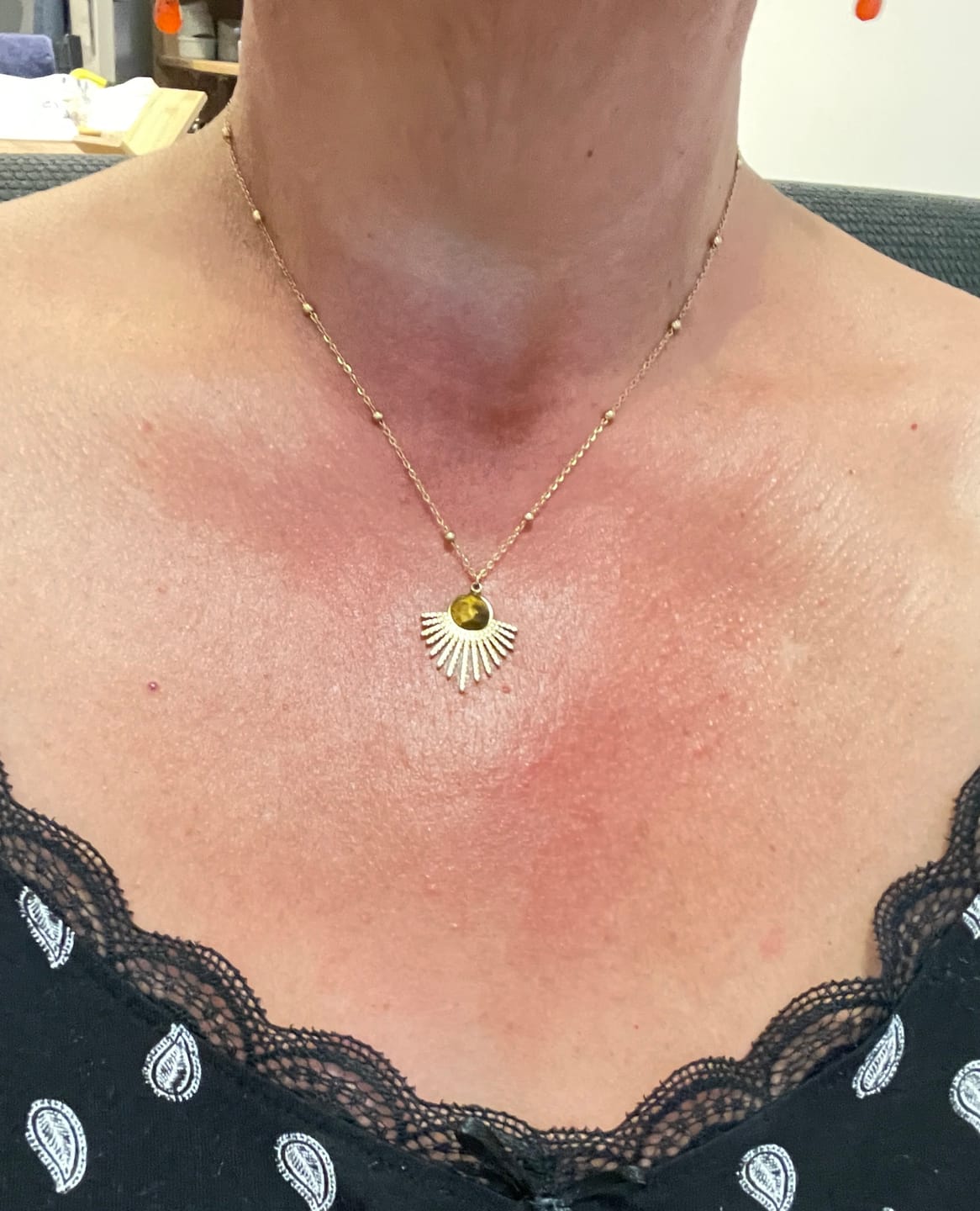 Customer photo review of Pendentif "Soleil Maya" en Œil de Tigre