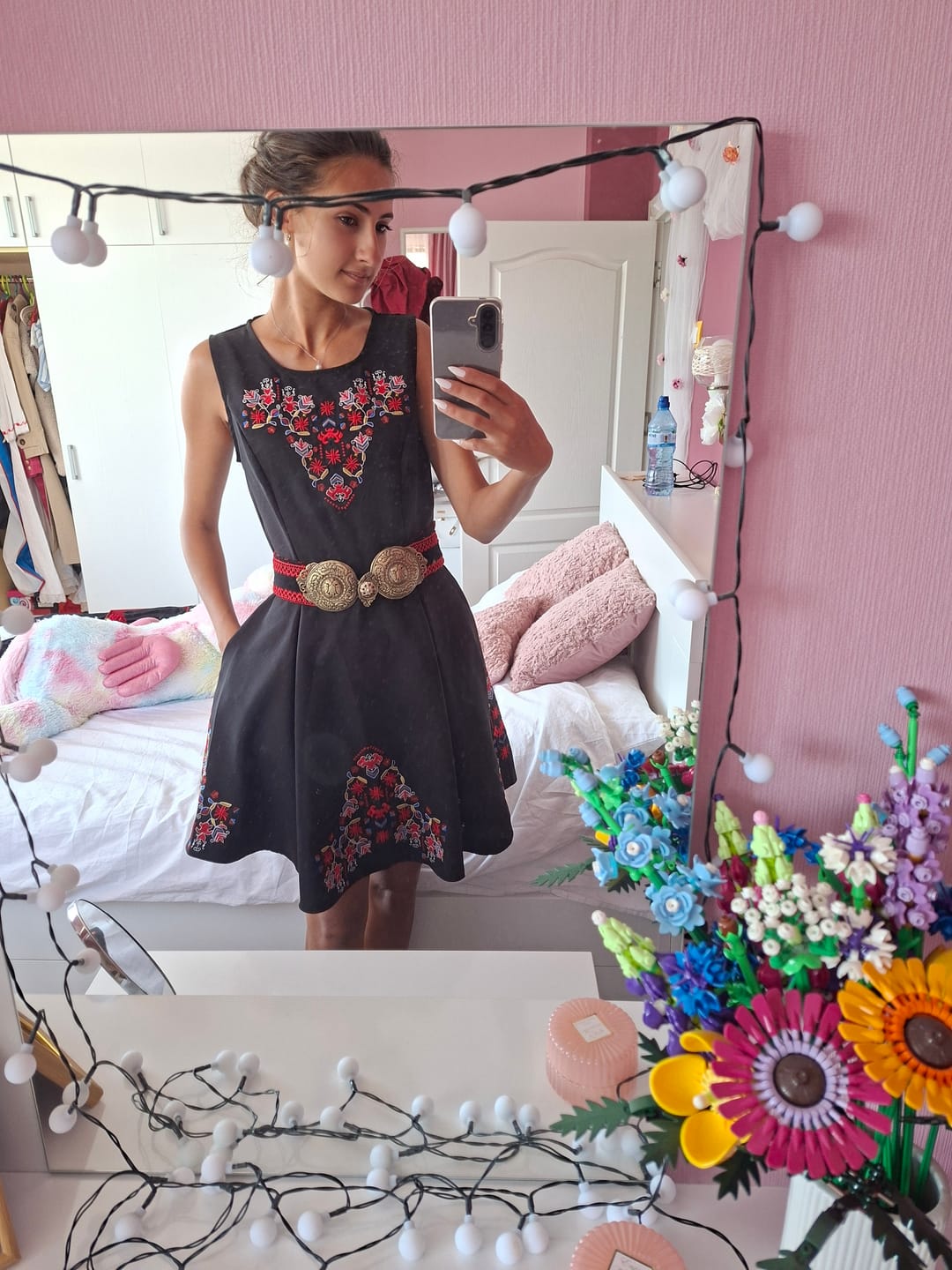 Customer photo review of Къса рокля със самоковска шевица