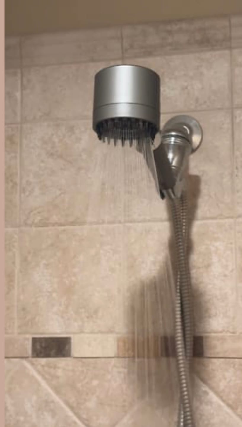 Customer photo review of Cabezal de Regadera Filtrante - Alta Presión
