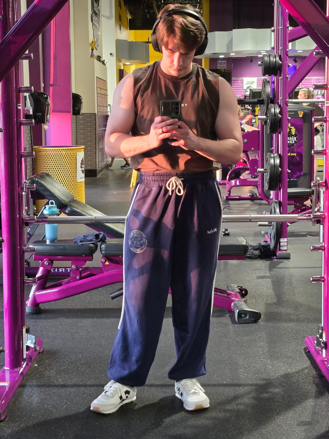 Customer photo review of 2176 - Golden Era Piping Joggers