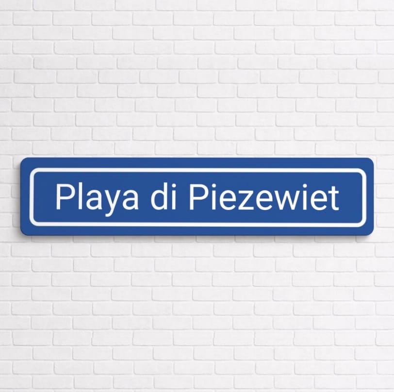 Customer photo review of Gepersonaliseerd straatnaambord met eigen tekst