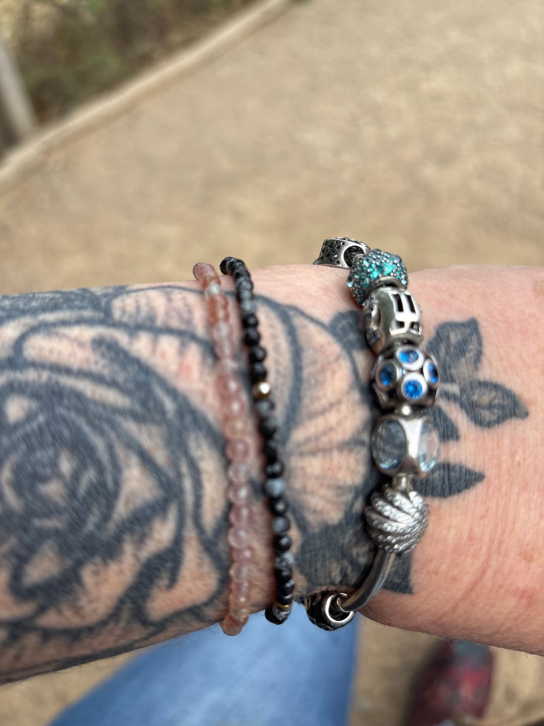 Customer photo review of Obsidian Armband - Schneeflocken Obsidian
