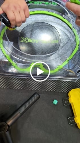 Customer video review of Takara Tomy Beyblade X UX-14 ScorpioSpear 0-70Z Starter
