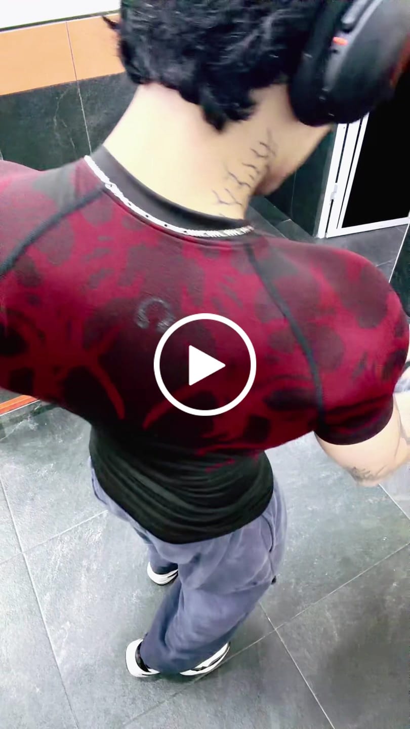 Customer video review of DOOM TECH™ ARMORED SHORTSLEEVE COMPRESSION