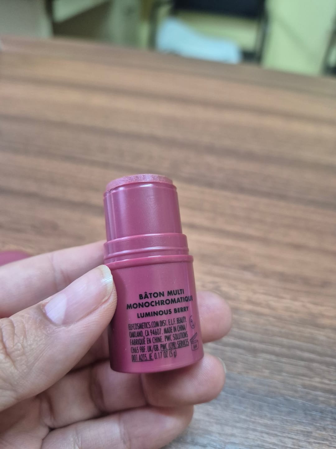 Customer photo review of Monochromatic Multi Stick