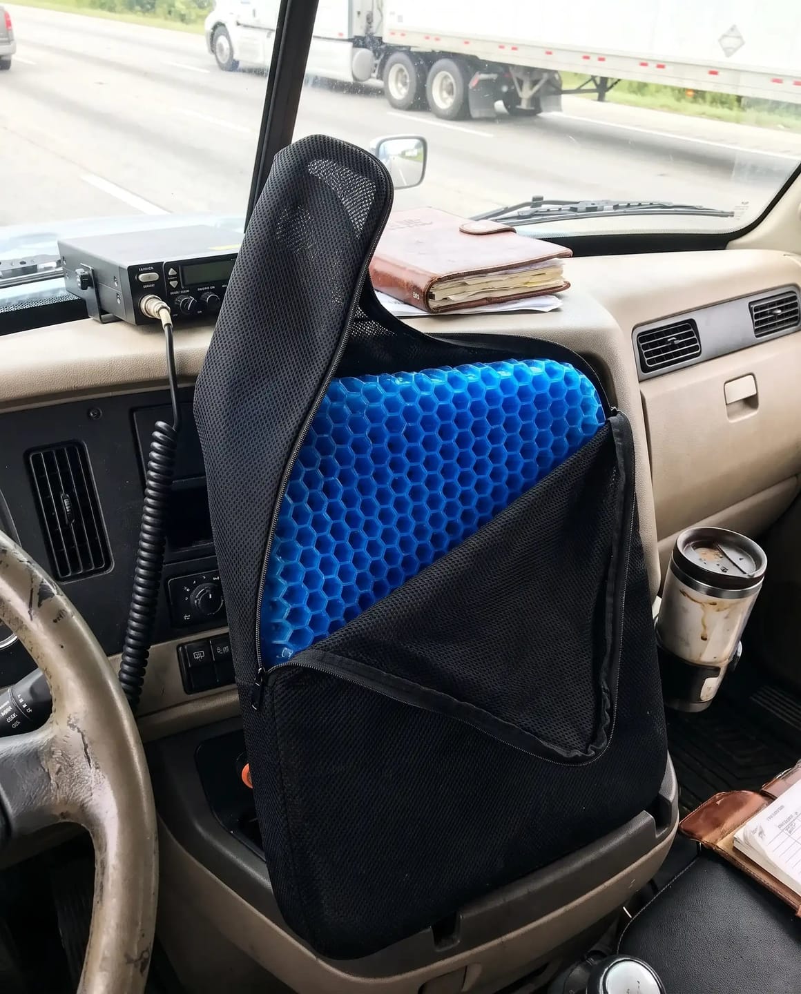 Customer photo review of Easen SitRelief™ —Built for the 14-Hour Shift