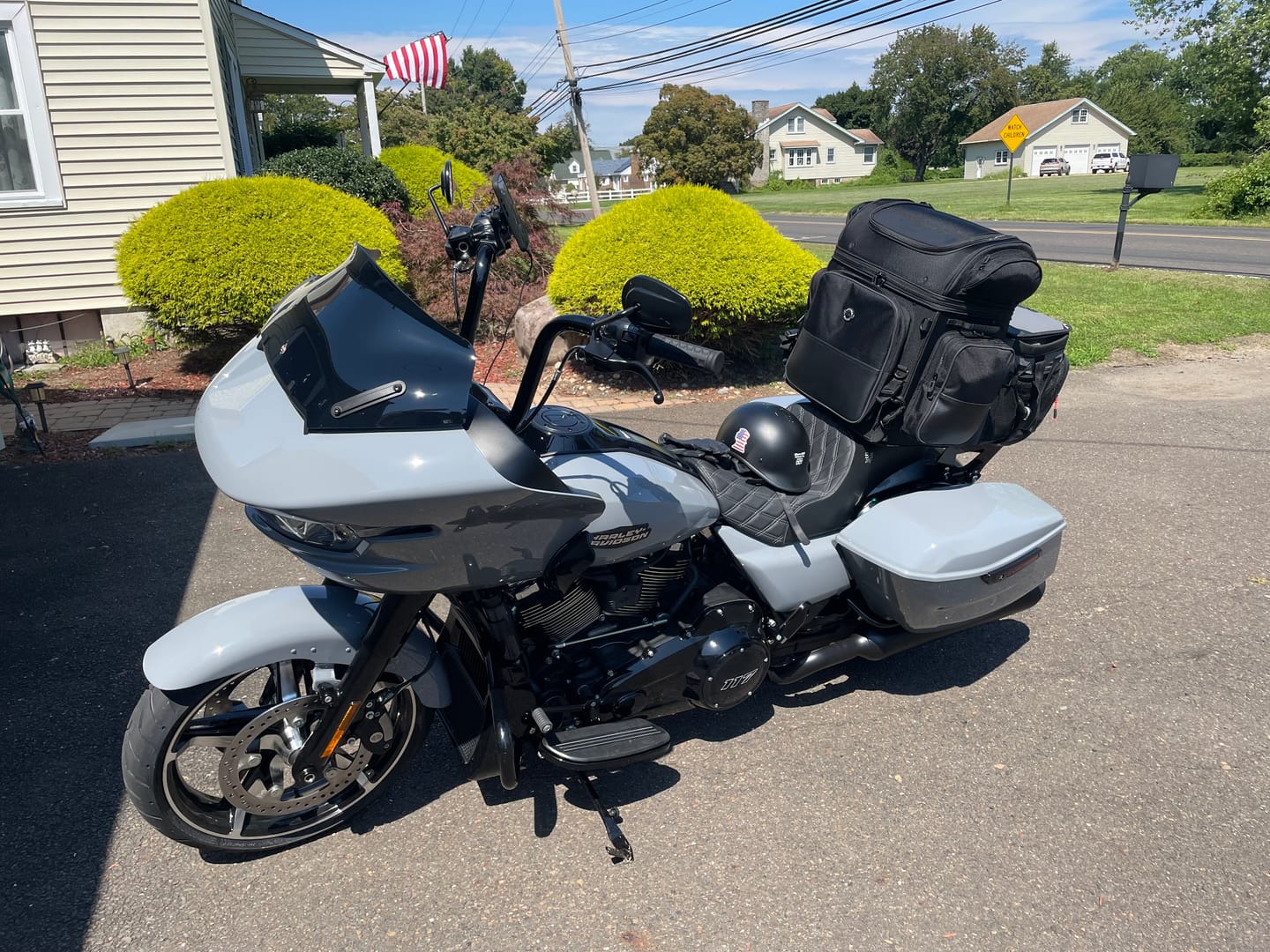 Customer photo review of 57L - Voyage Premium XL Motorcycle Sissy Bar Bag