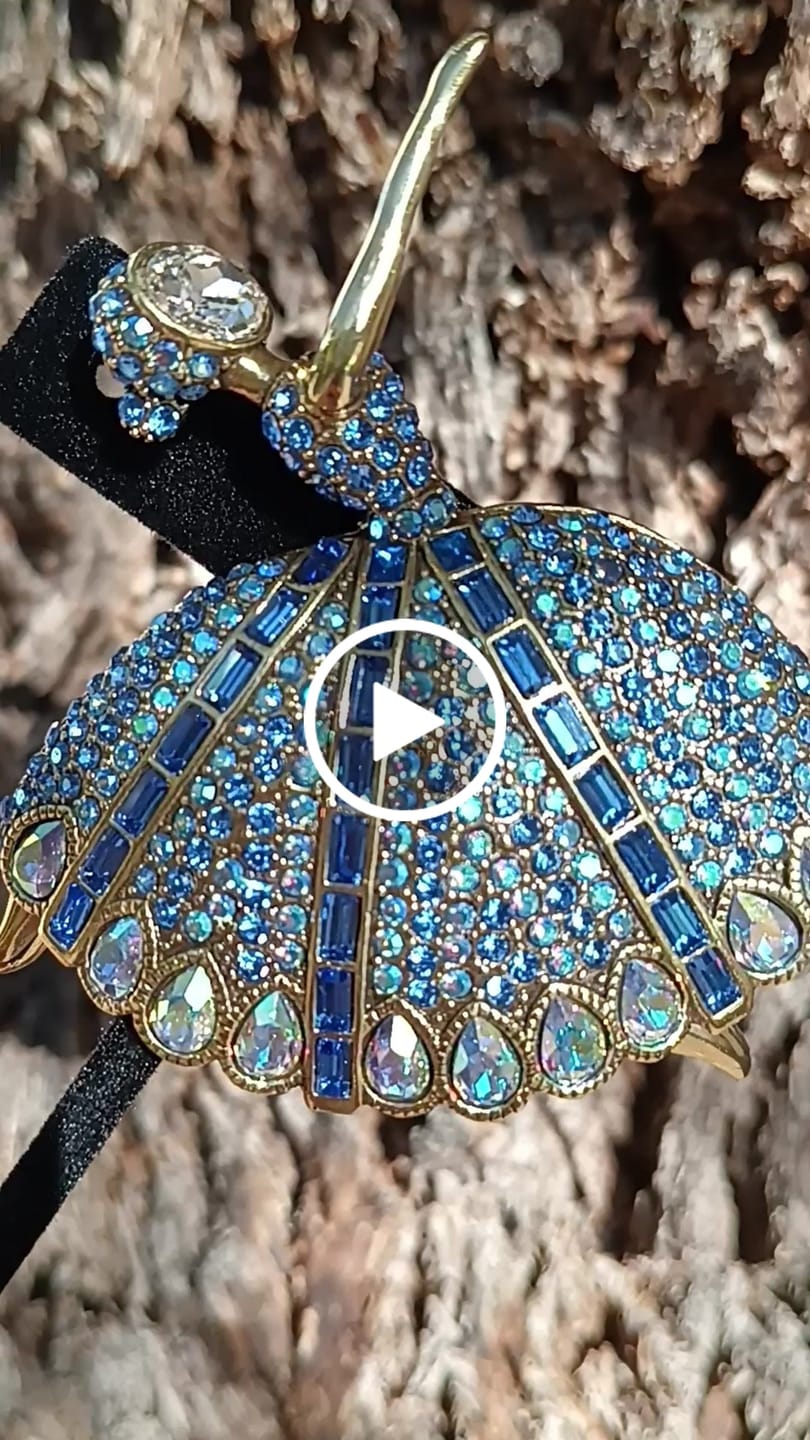 Customer video review of HEIDI DAUS® "Dreams Come True" Crystal Ballerina Brooch