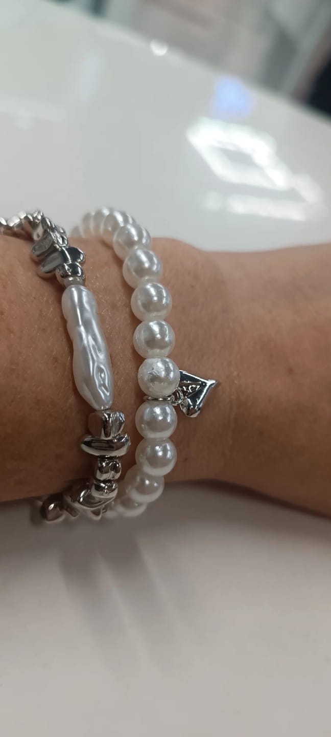 Customer photo review of Isla Two-Piece Pearl and Heart Charm Bracelet Set