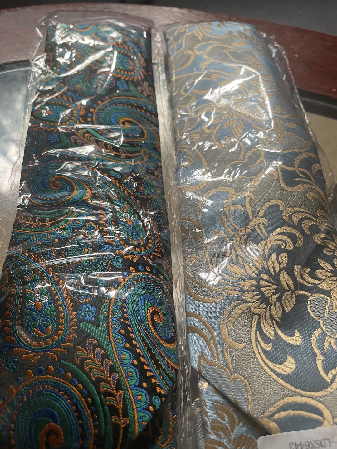 Customer photo review of Barry. Wang Paisley Tie Blue Green Gold Mens Necktie Hanky Cufflinks Set for Business