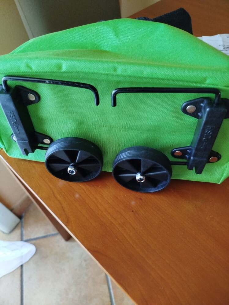 Customer photo review of FlexiBag™ - Bolsa de Compra Plegable con Ruedas