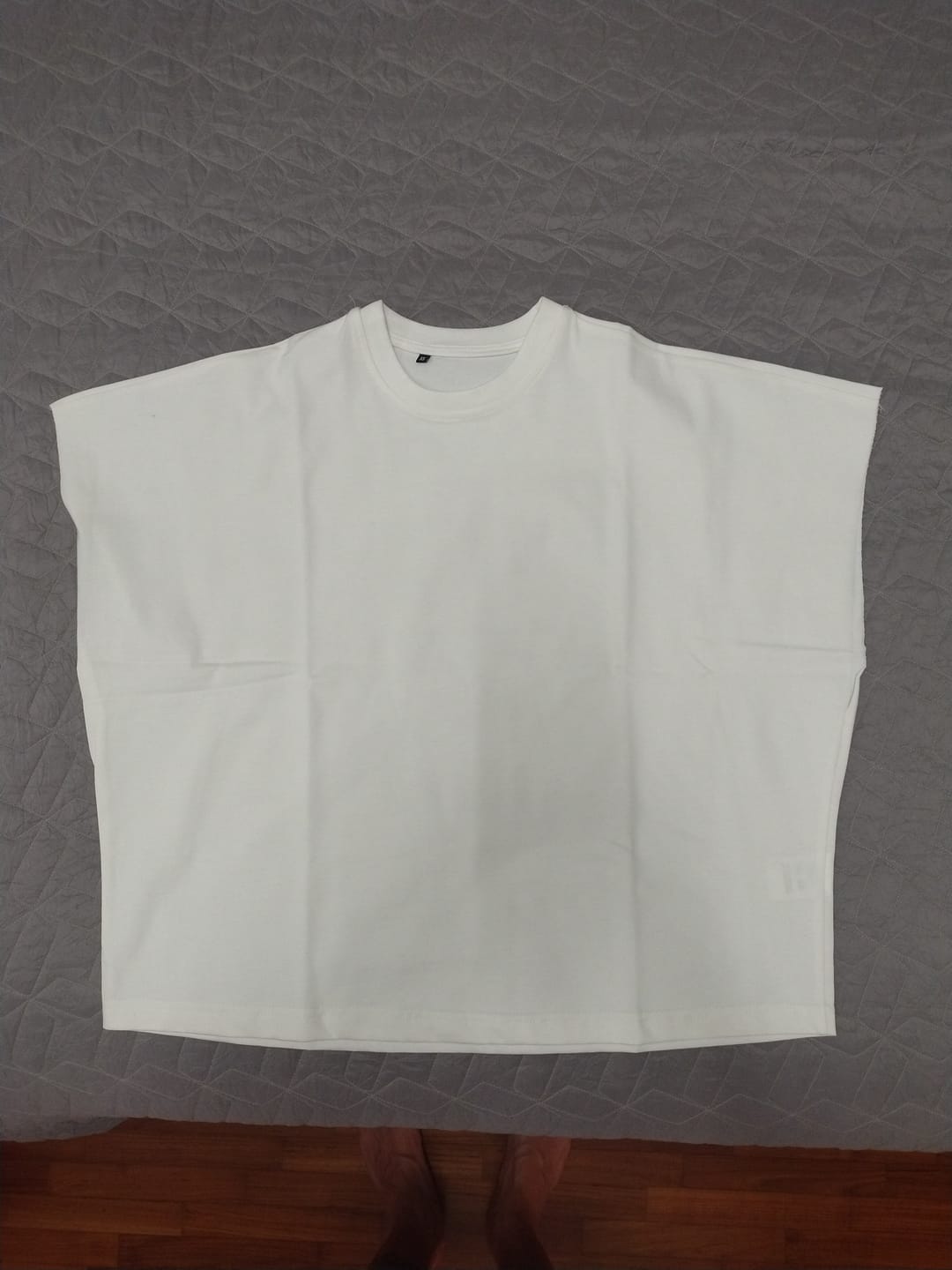 Customer photo review of Tanktop over Blanks 280GSM Off White