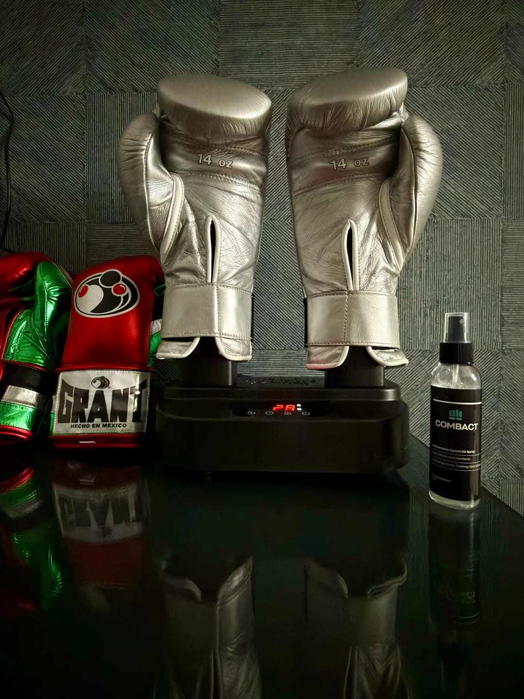 Customer photo review of The Glove Purifier V2 with Thermal Heating and O3-Enabled Active Technology Built for Preserving Boxing Gloves
