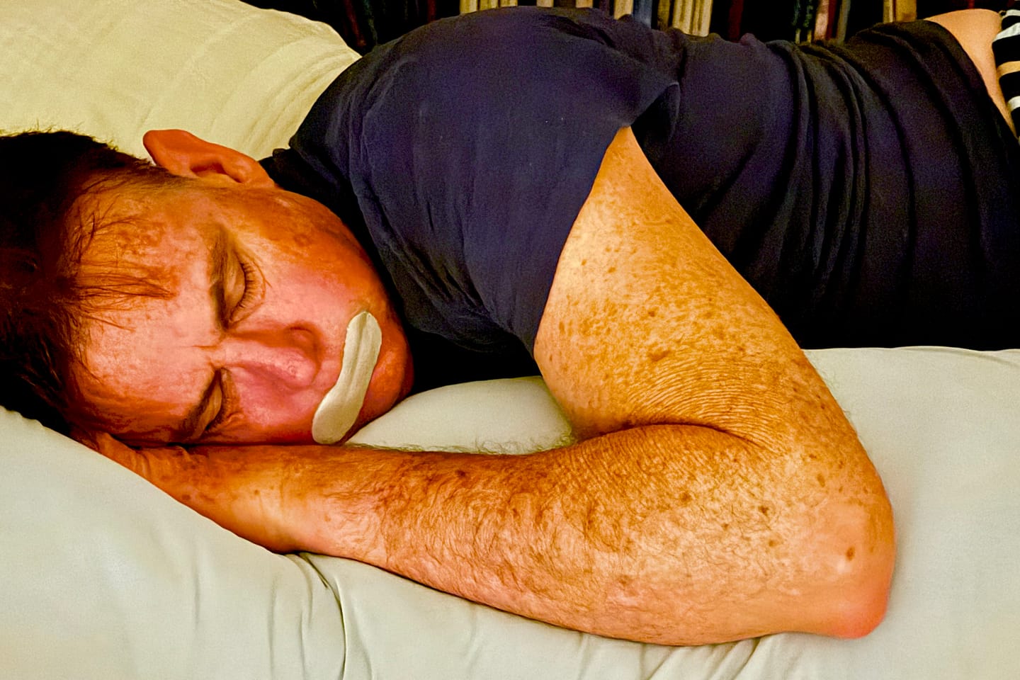 Customer photo review of Snuggi Body Align Pillow