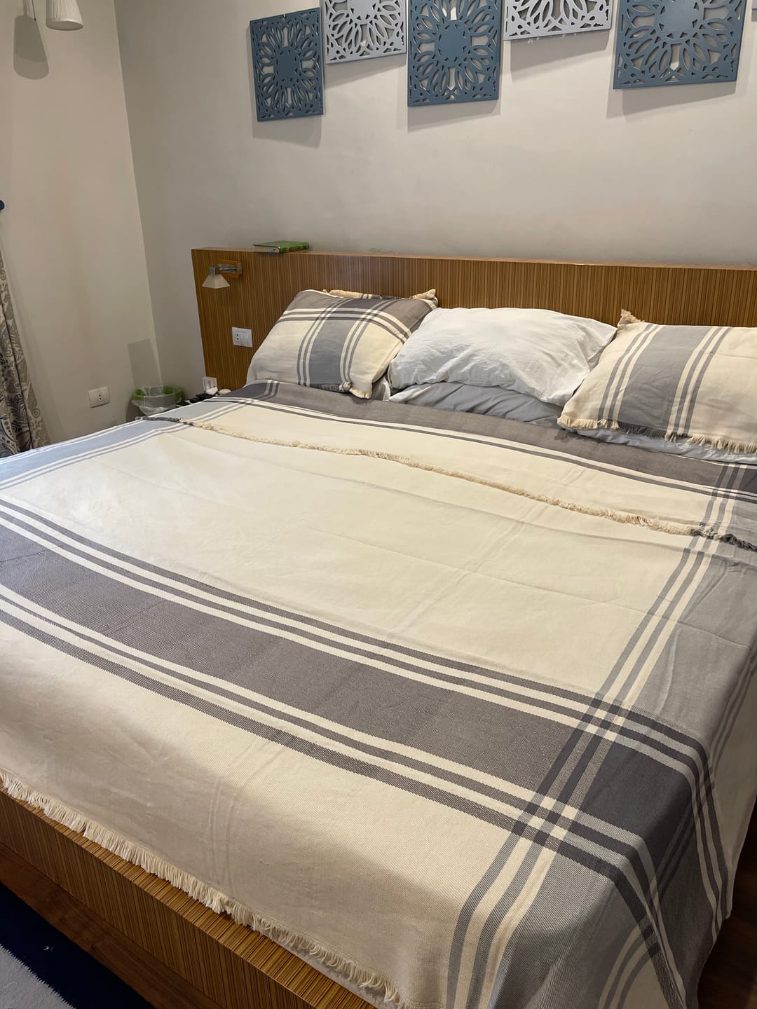 Customer photo review of Taji Handmade Cotton Coverlet TA20