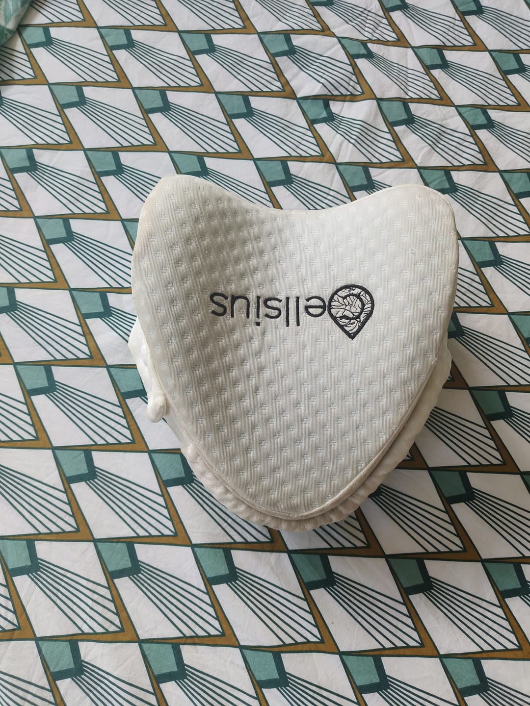 Customer photo review of Coussin Orthopédique Genoux Cellsius - Le secret d'un sommeil sans douleur