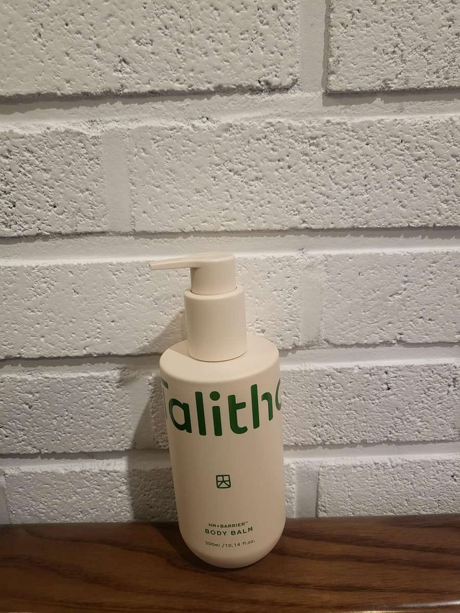 Customer photo review of HM+Barrier™ Body Balm