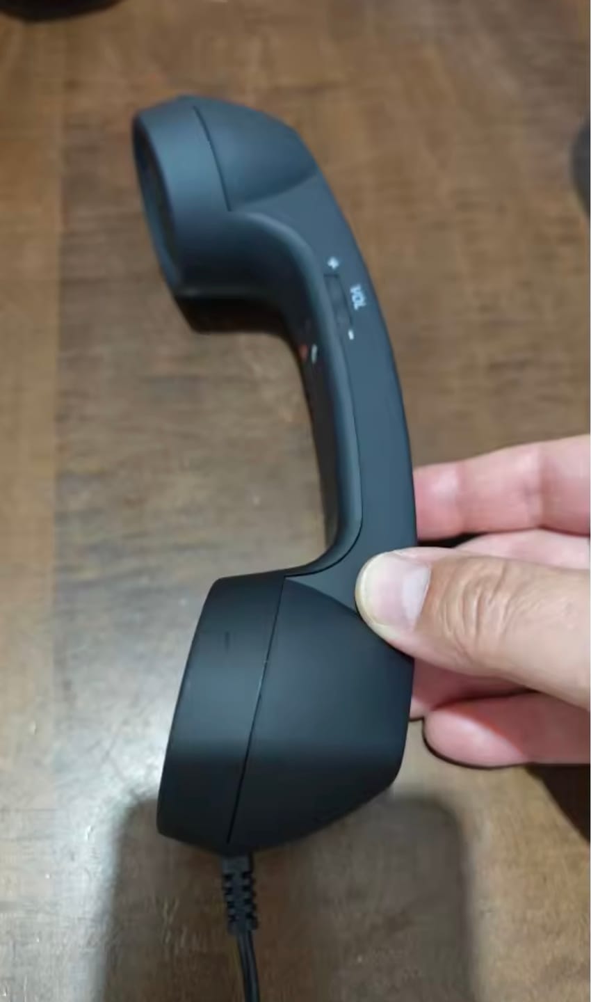 Customer photo review of RetroTalk™ - Auricular Clásico Vintage