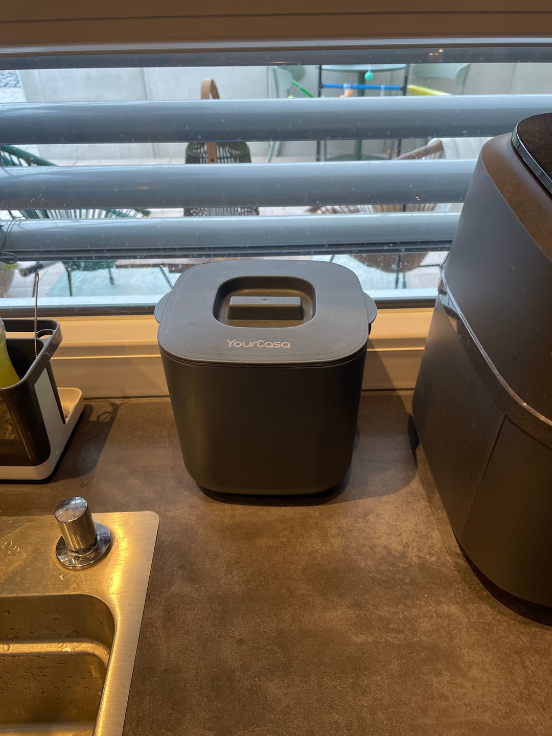 Customer photo review of Biomülleimer Küche 4L – Spülmaschinenfest & geruchsdicht