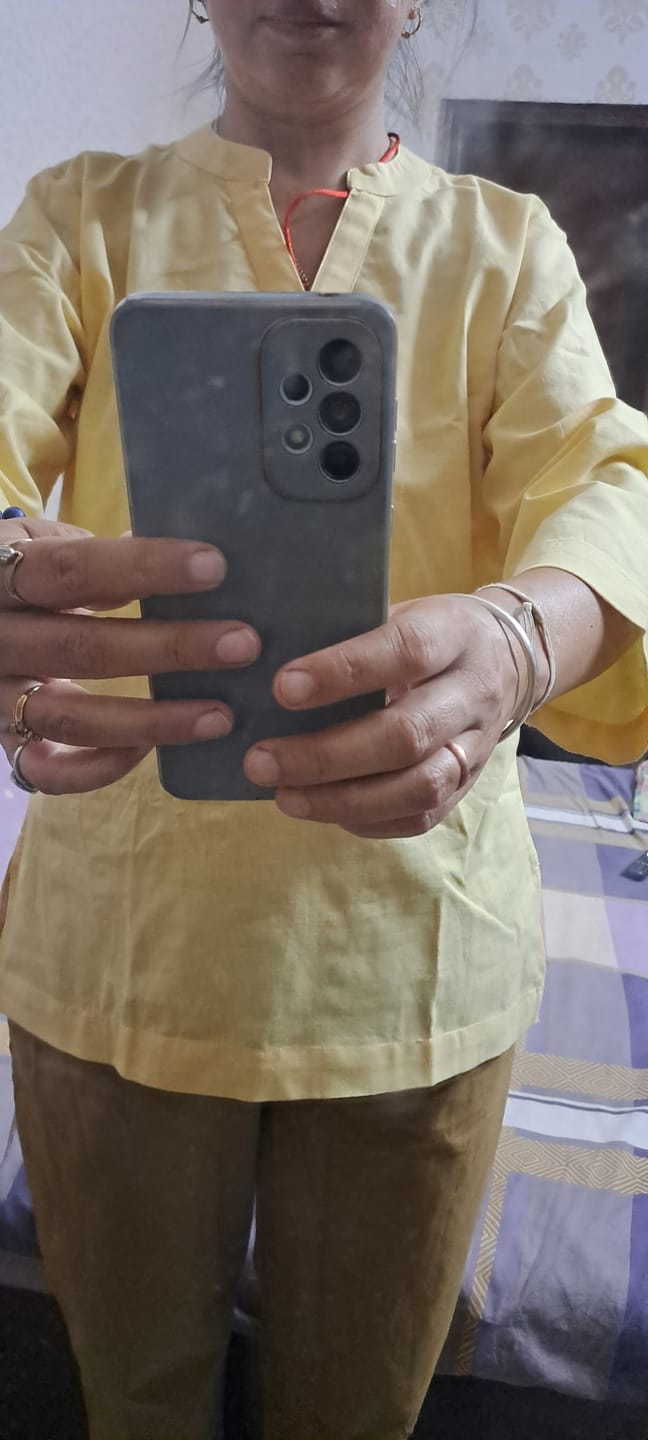 Customer photo review of Women Lemon Yellow Airy Linen Short Kurta