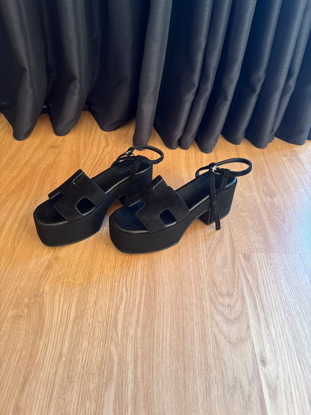 Customer photo review of HM Sandalen Jam 30 Black Hartshorn 212231