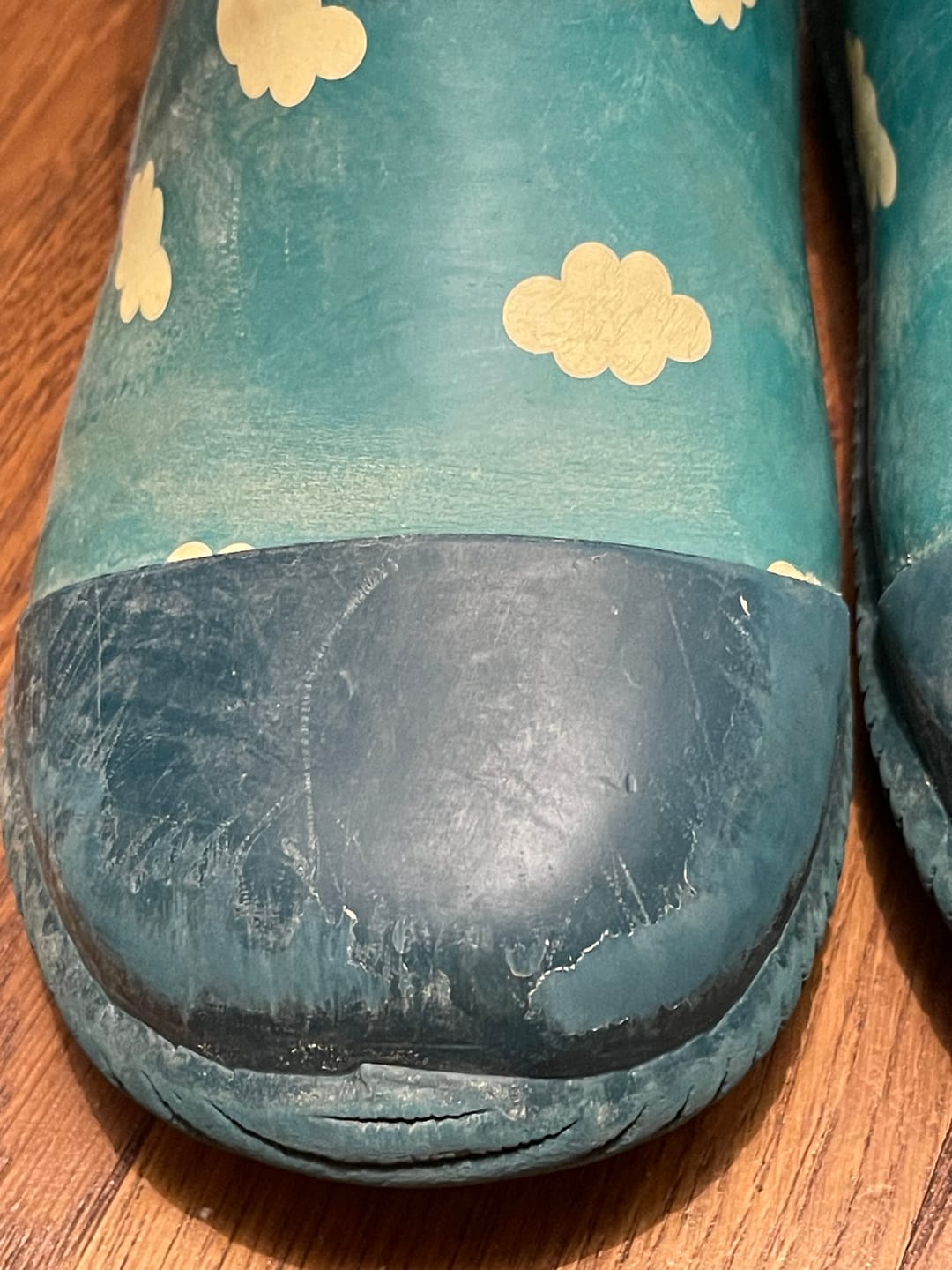 Customer photo review of Blue Clouds Classic Wellington Fair Rubber Natural Waterproof Boots