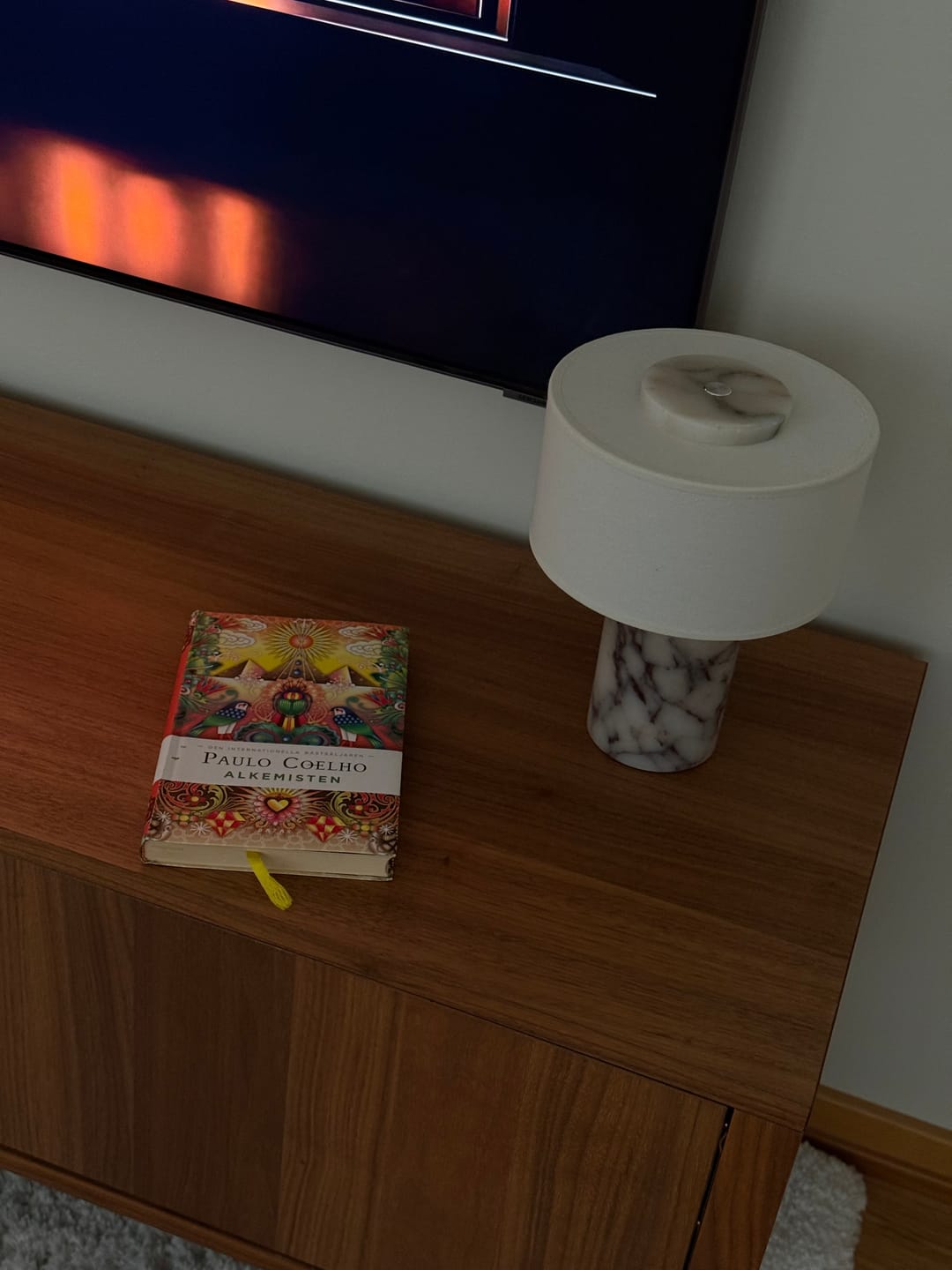 Customer photo review of Auríe Portable Lamp | Calacatta Viola