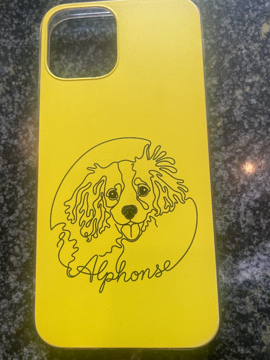 Customer photo review of Lineart - Coque de téléphone personnalisée