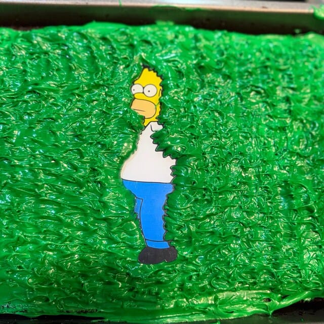 Customer photo review of Homer Bush Cake Topper