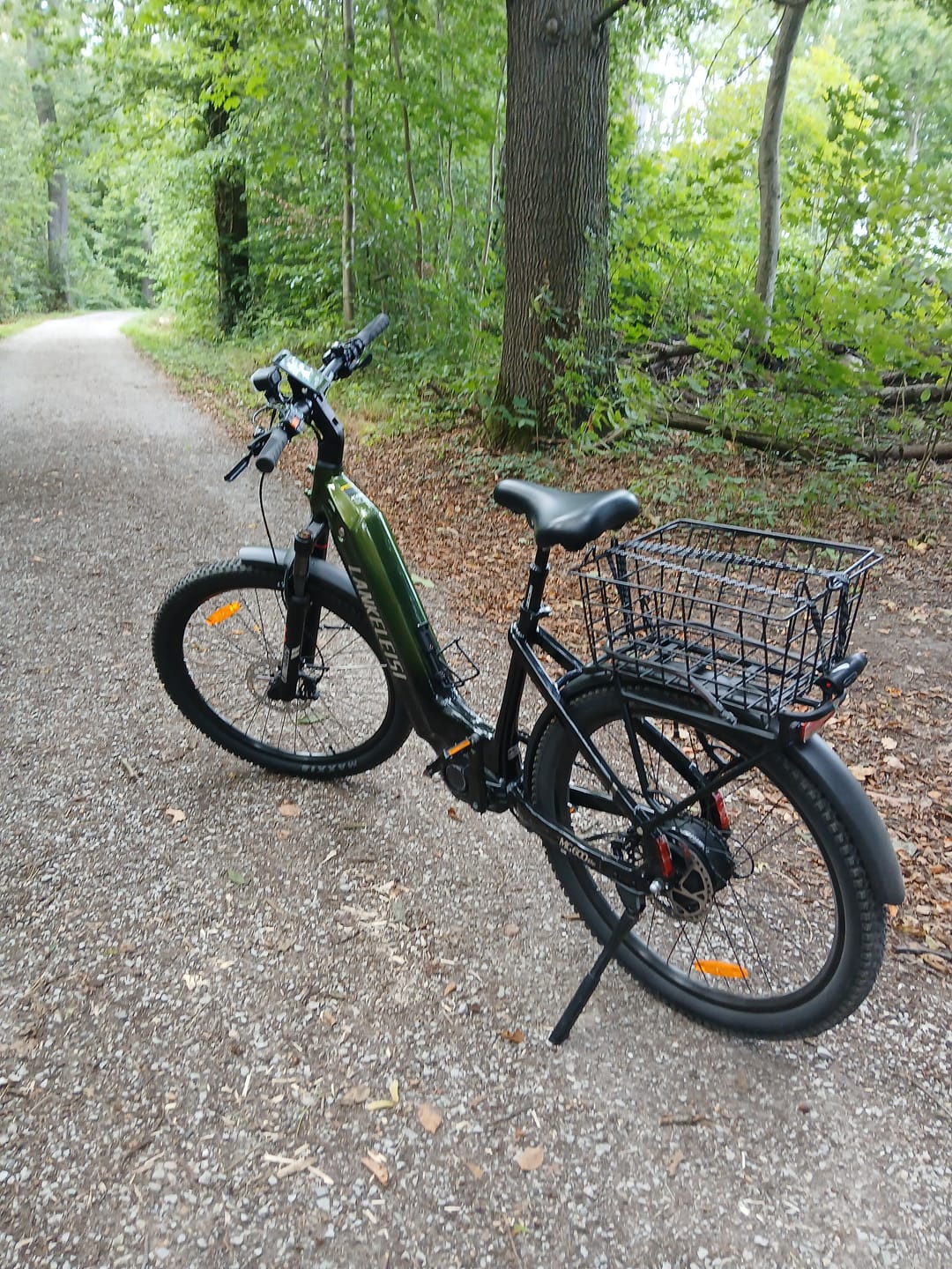 Customer photo review of Lankeleisi MG600 Lite 250W 27.5" Electric Trekking Bike 720Wh SUV E-bike with Switchable Sensor 36V 20Ah Battery