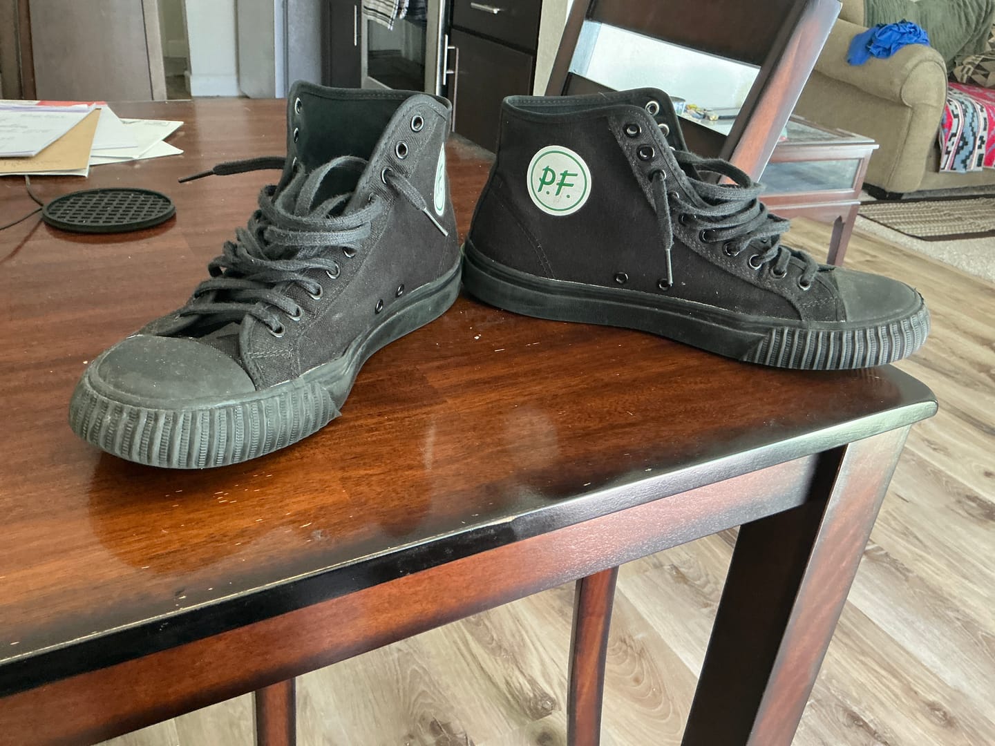 Customer photo review of 1993 Center High-Top Black